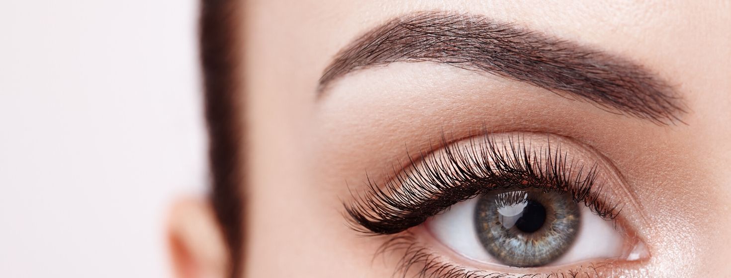 Eyebrow Threading vs. Waxing: Things to Consider